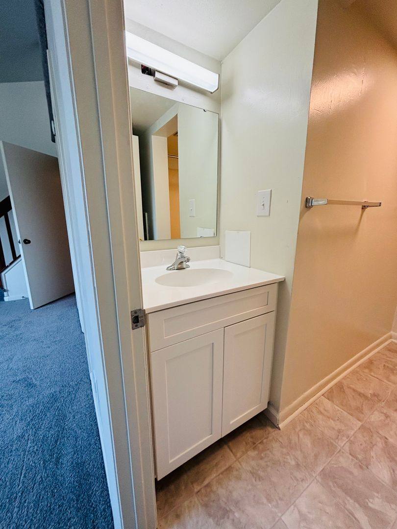 Townhouse for rent at 291 New Kent Rd, Blacksburg, VA 24060
