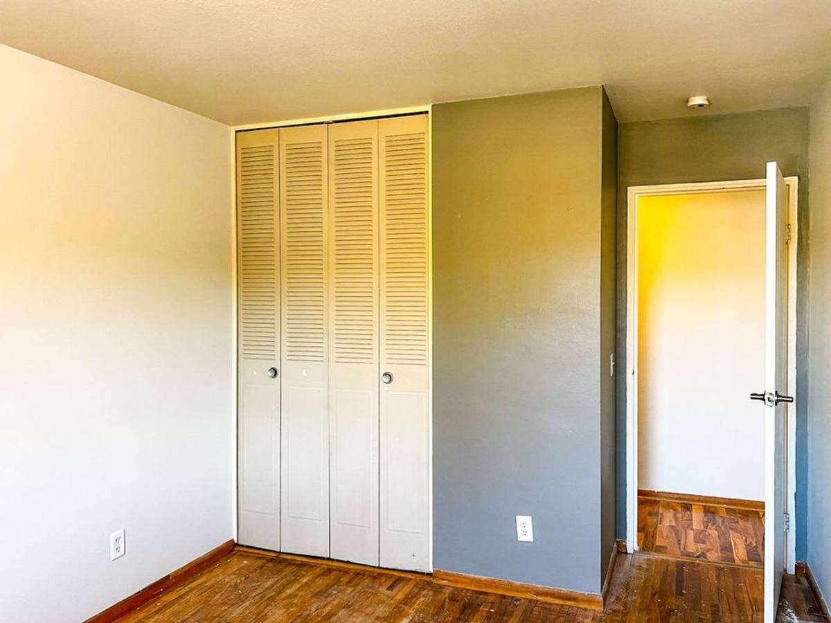 Apartment for rent at 3055-3063 Virginia Ave S, Minneapolis, MN 55426