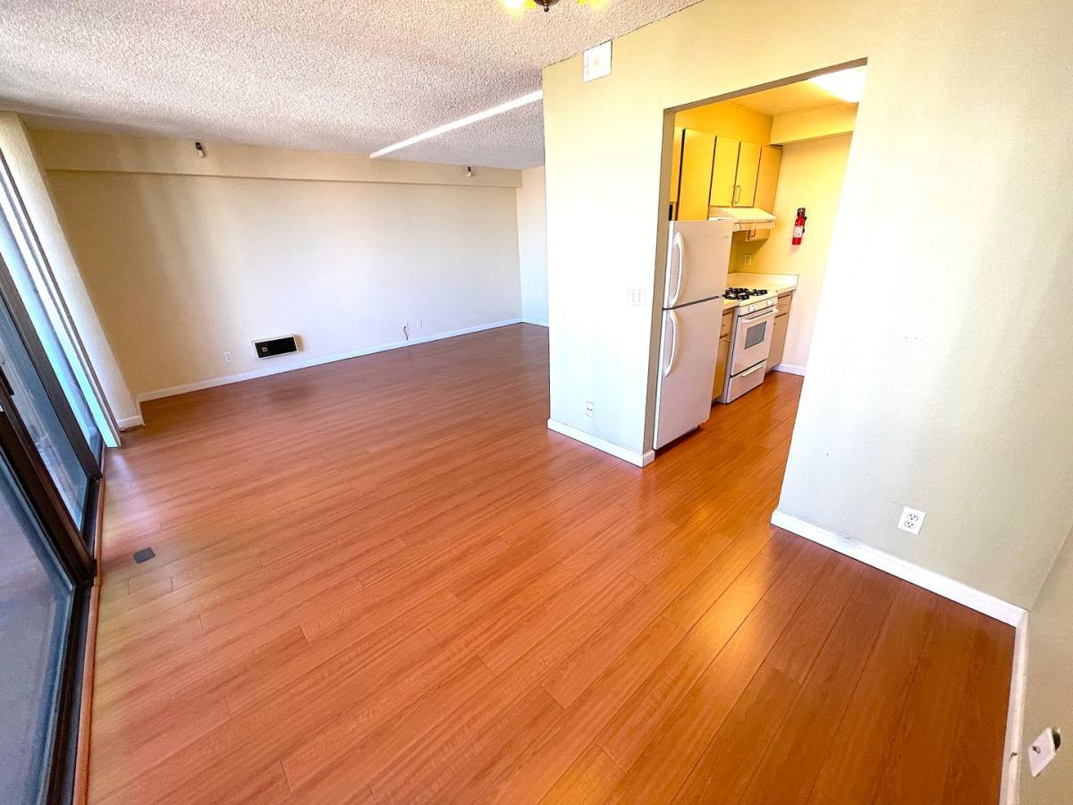 Condo for rent at 801 Franklin St, Oakland, CA 94607