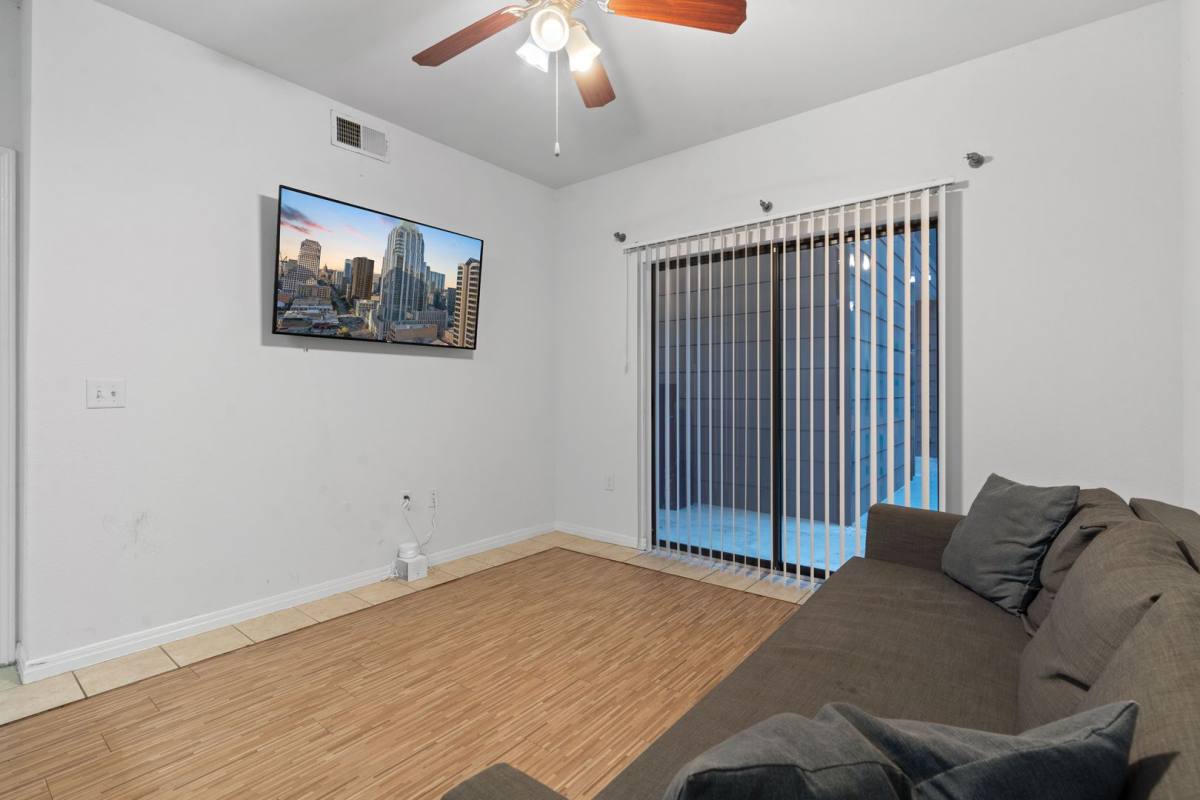 Apartment for rent at 2515 Pearl St, Austin, TX 78705