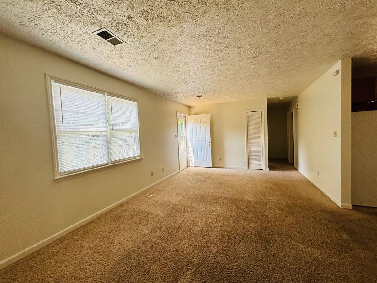 Townhouse for rent at 300-602 Ellett Rd, Blacksburg, VA 24060