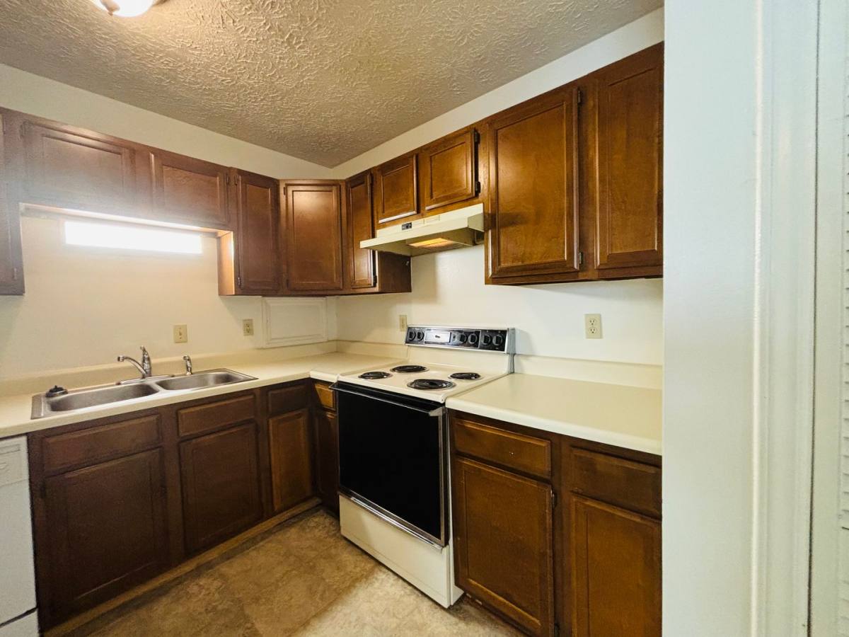 Townhouse for rent at 300-602 Ellett Rd, Blacksburg, VA 24060