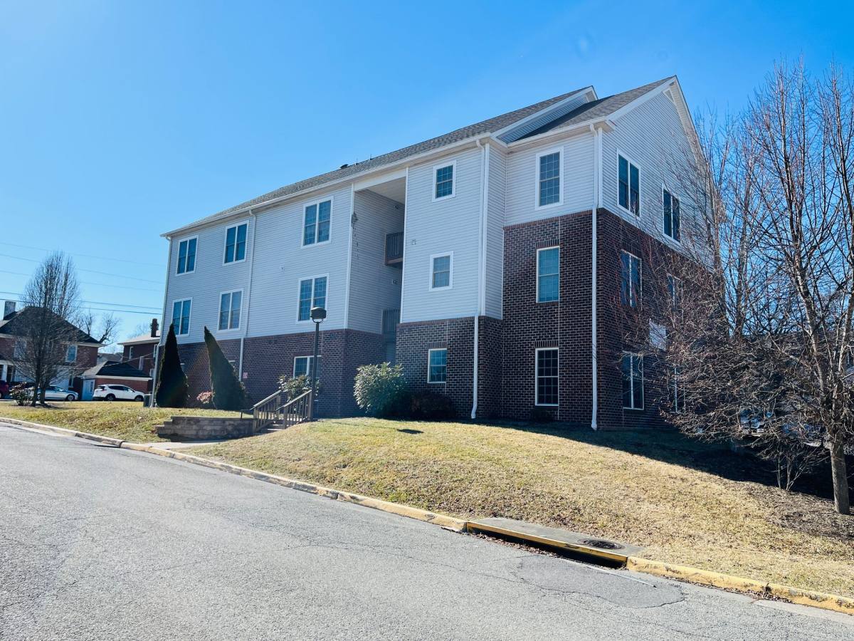 Apartment for rent at 1101 Clement St, Radford, VA 24141