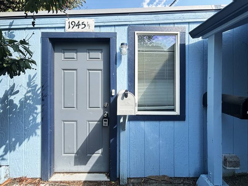 Apartment for rent at 1945 1 2 Lawrence St, Eugene, OR 97405