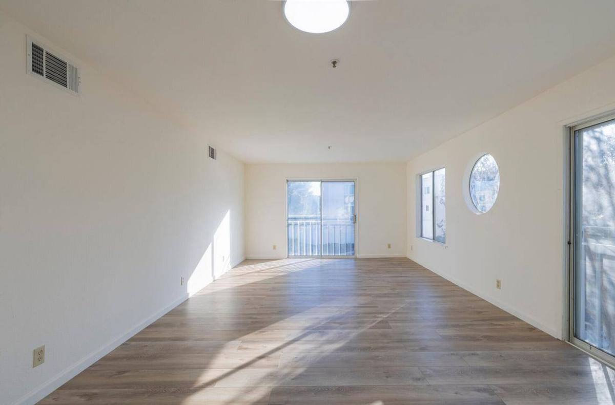 Apartment for rent at 2622 First St, Napa, CA 94558