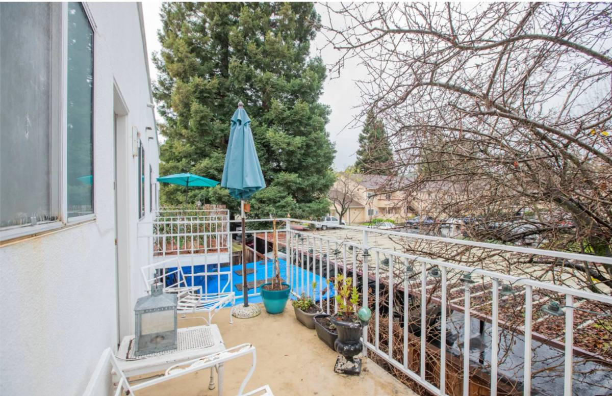 Apartment for rent at 2622 First St, Napa, CA 94558