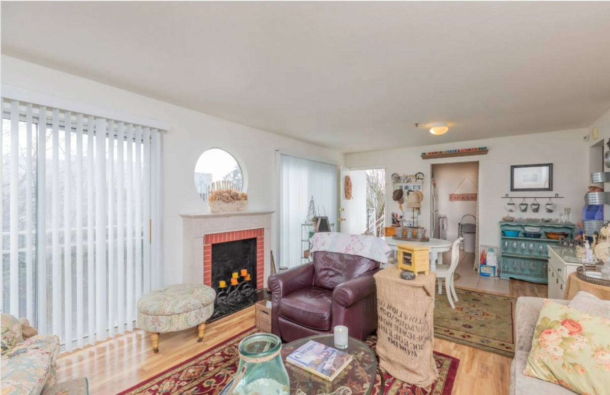 Apartment for rent at 2622 First St, Napa, CA 94558
