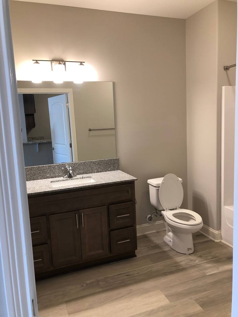 Apartment for rent at 249 Greenwood Lane, Bowling Green, KY 42104