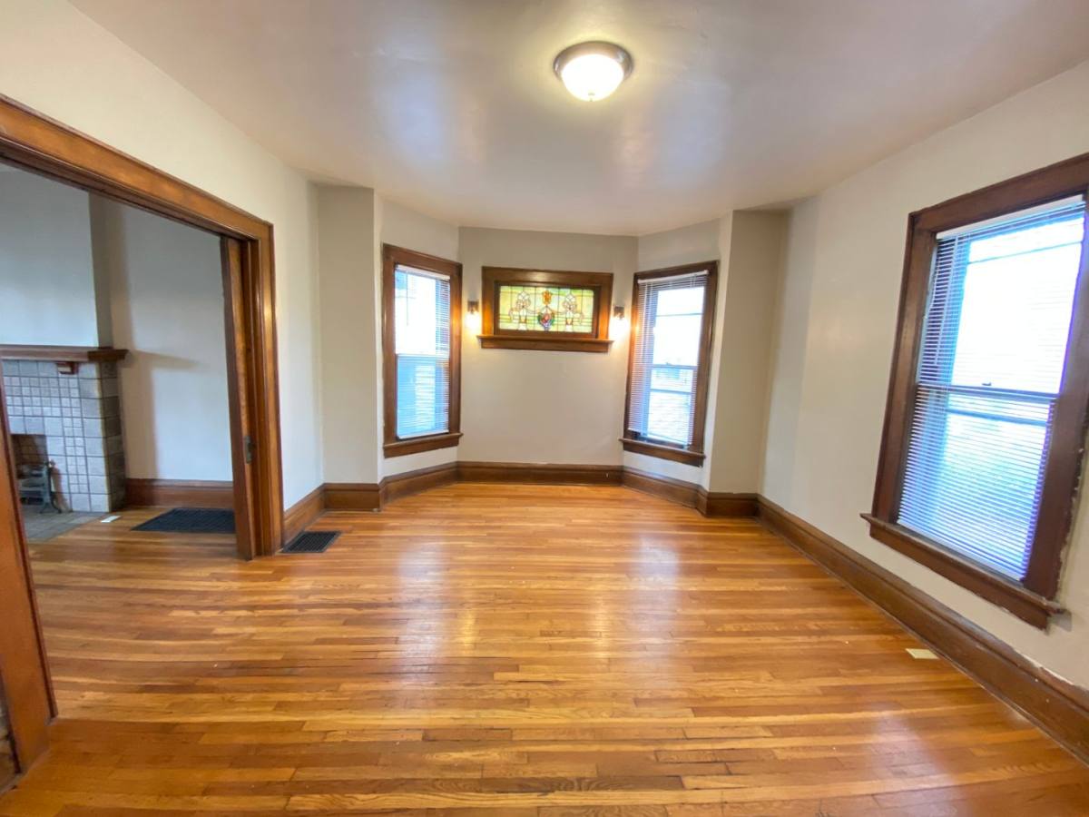 Apartment for rent at 2329 Indianola Ave, Columbus, OH 43202