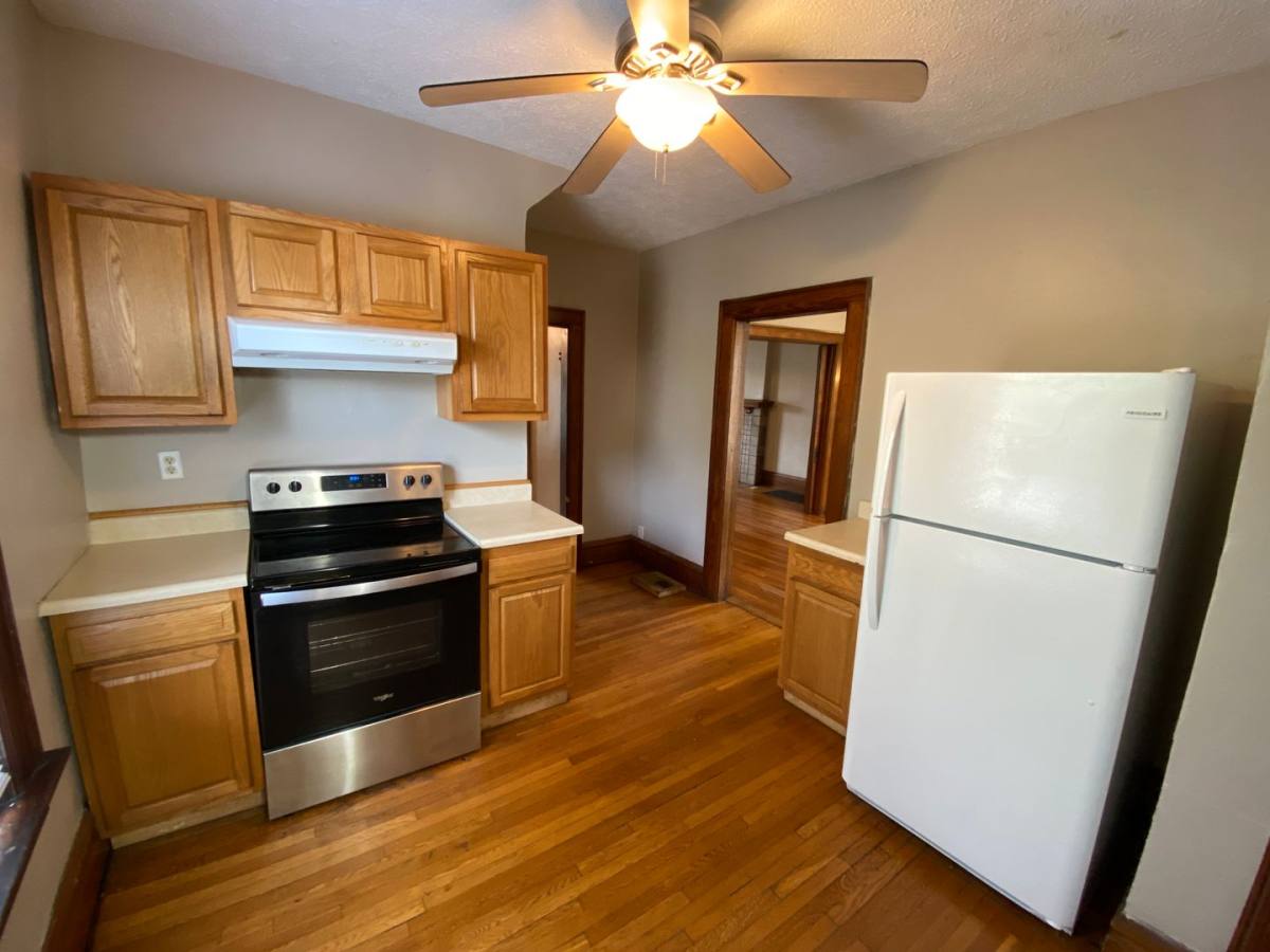 Apartment for rent at 2329 Indianola Ave, Columbus, OH 43202