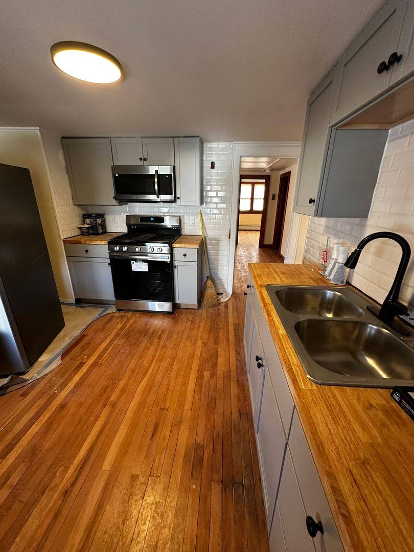 Apartment for rent at 44 Drew St, Burlington, VT 05401