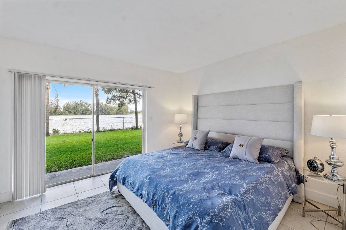 Apartment for rent at 1401 N W, Miami, FL 33147