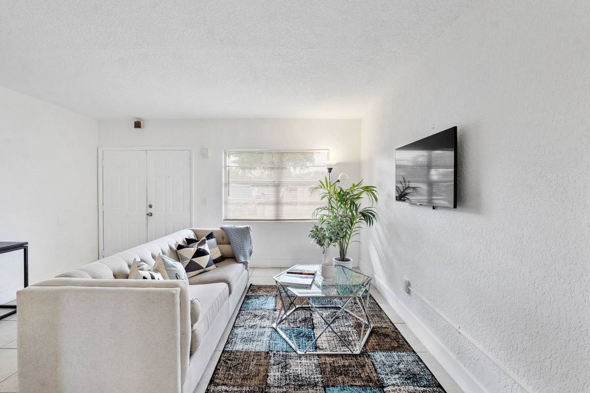 Apartment for rent at 1401 N W, Miami, FL 33147