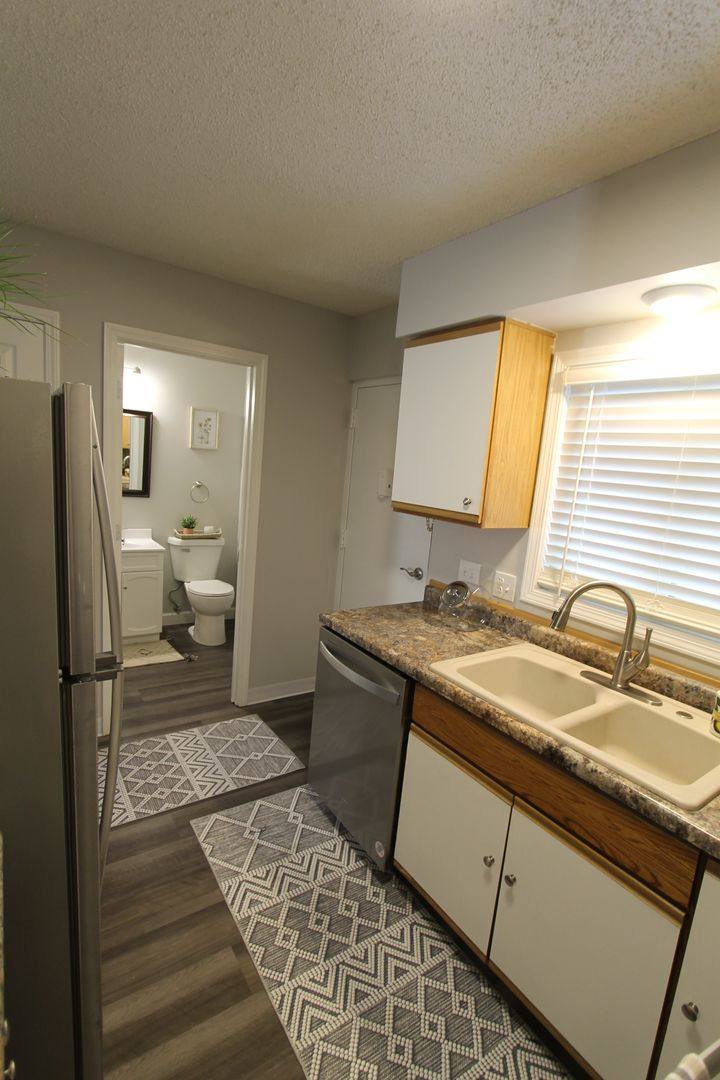 Apartment for rent at 1401 Lakewood Dr, Norfolk, NE 68701