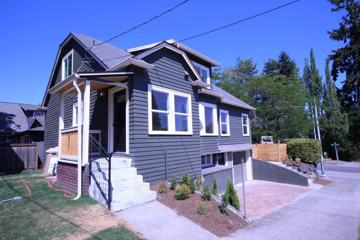 House for rent at 601 23rd Ave E, Seattle, WA 98112