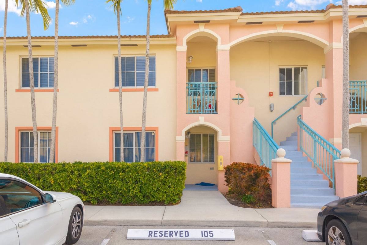 Apartment for rent at 2200 NW 78th Ave #105, Hollywood, FL 33024