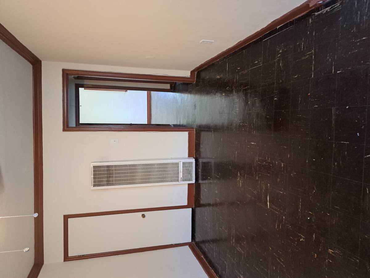 Townhouse for rent at 1115 Garland St, Memphis, TN 38107