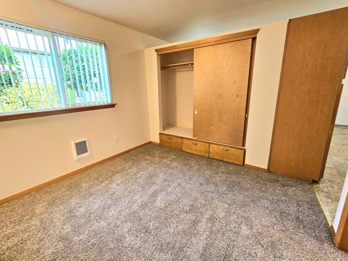 Apartment for rent at 4210 110th St SW, Lakewood, WA 98499