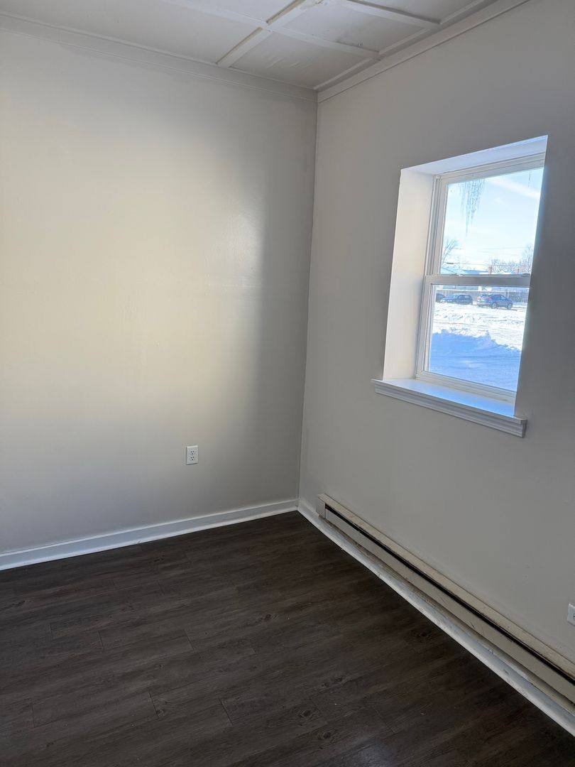 Apartment for rent at 1525 S Walnut St, Muncie, IN 47302