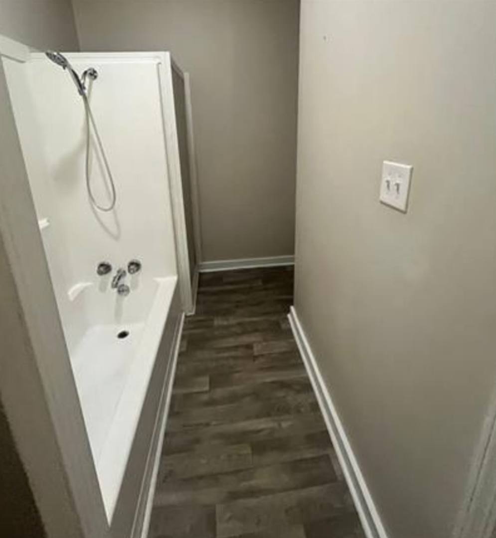Apartment for rent at 1525 S Walnut St, Muncie, IN 47302