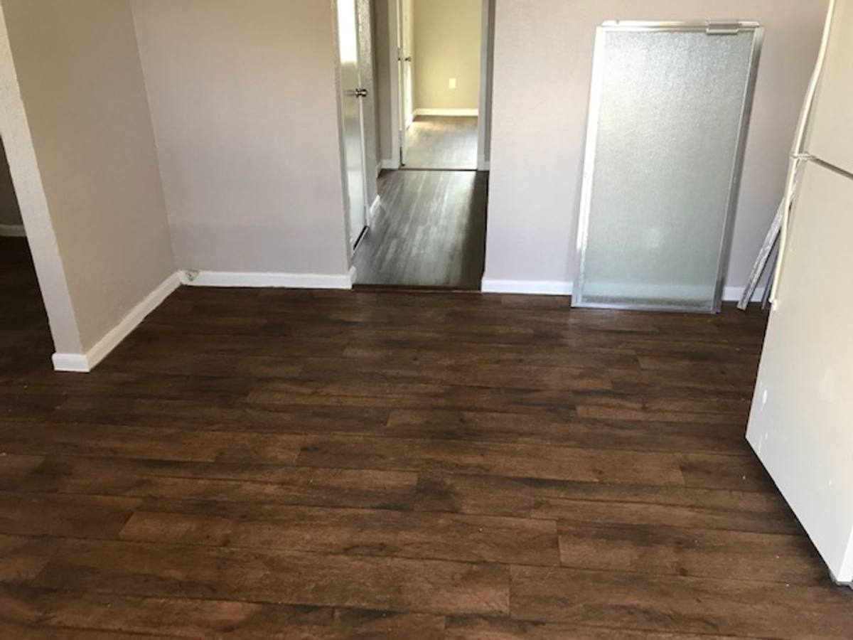 Apartment for rent at 940 E Hattie St, Fort Worth, TX 76104