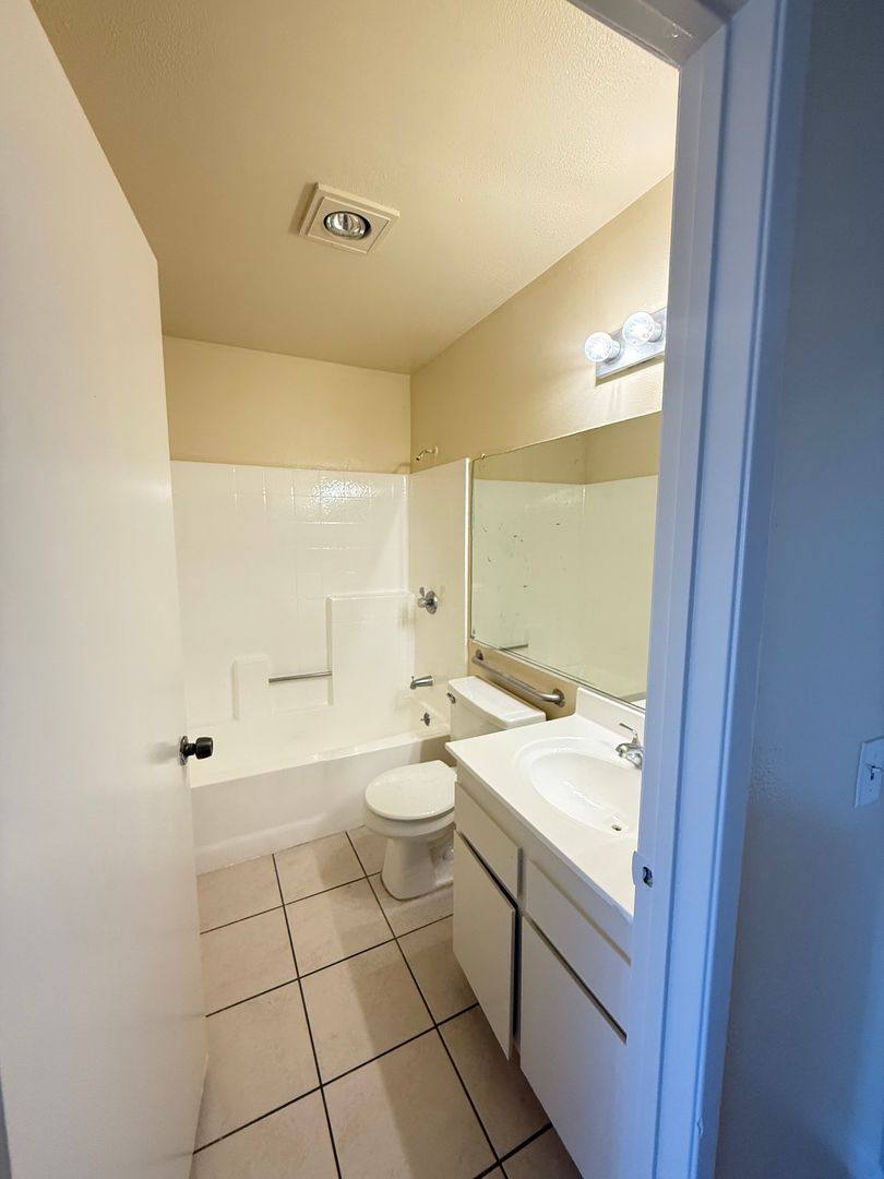 Apartment for rent at 807 N Bunker Hill Ave, Los Angeles, CA 90012