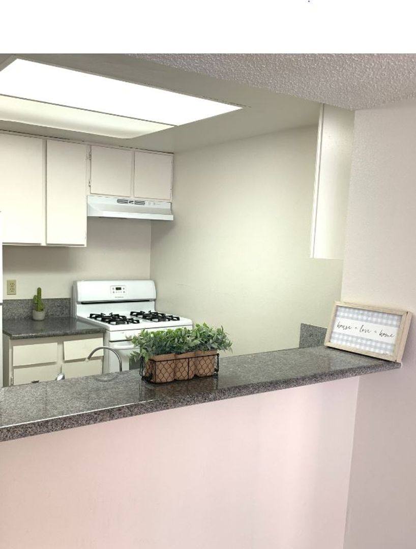 Apartment for rent at 807 N Bunker Hill Ave, Los Angeles, CA 90012