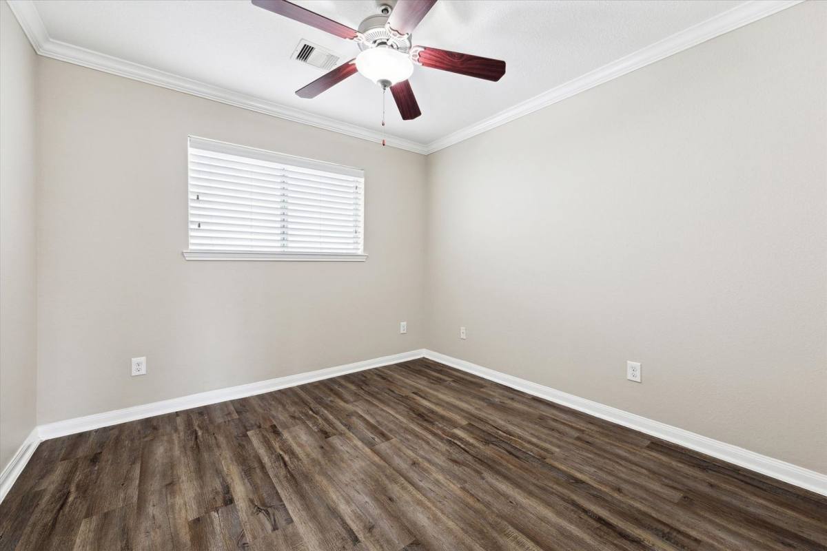 Apartment for rent at 427 W 16th, Houston, TX 77008