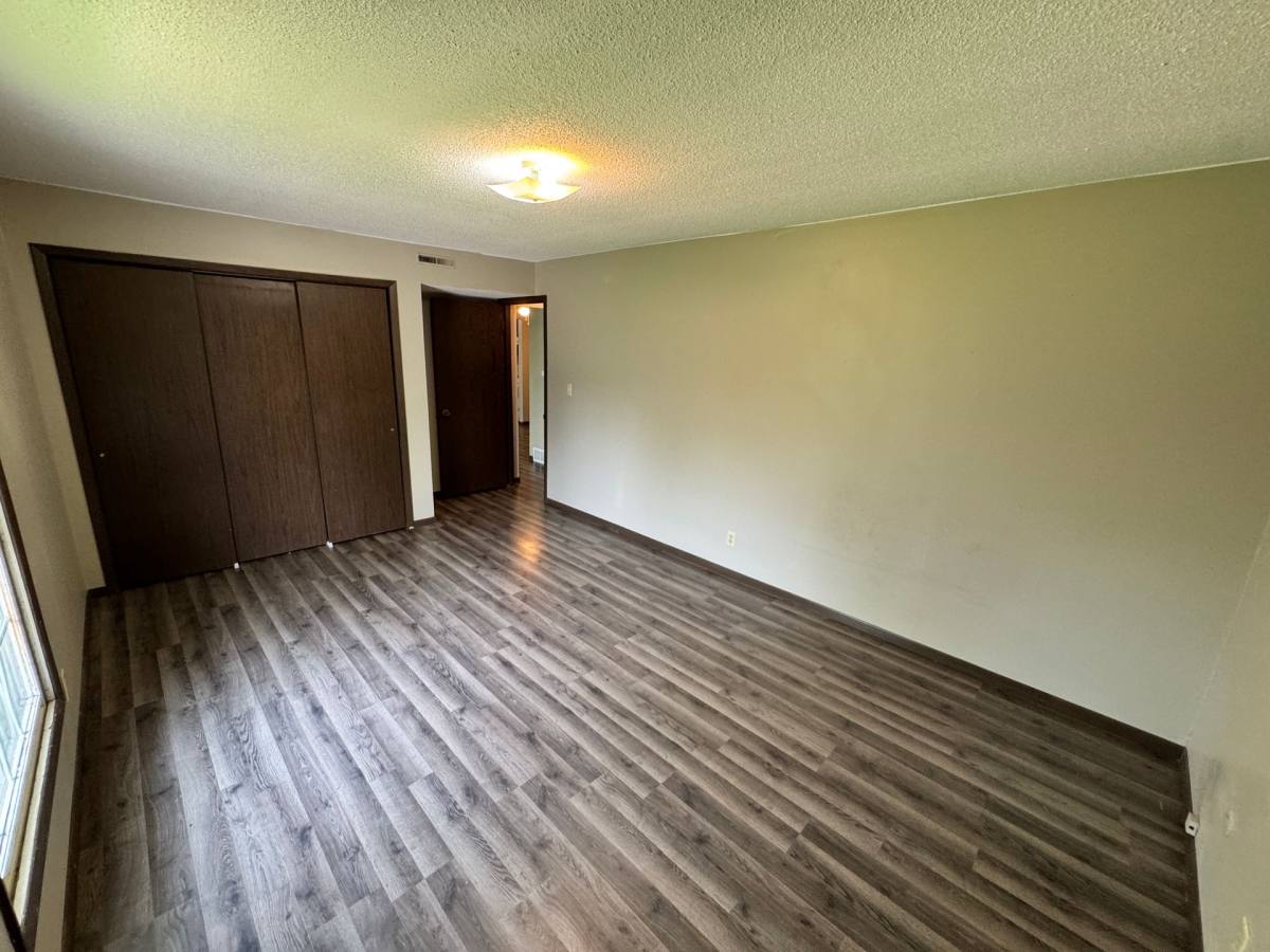 Apartment for rent at 101 4th Ave, Grinnell, IA 50112
