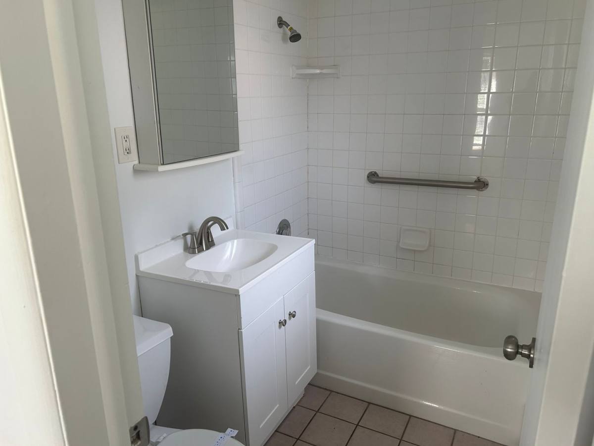 Apartment for rent at 4109 S Highland Dr, Salt Lake City, UT 84124