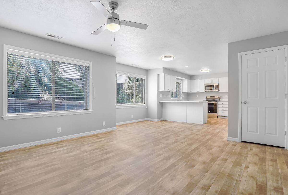 Apartment for rent at 4109 S Highland Dr, Salt Lake City, UT 84124