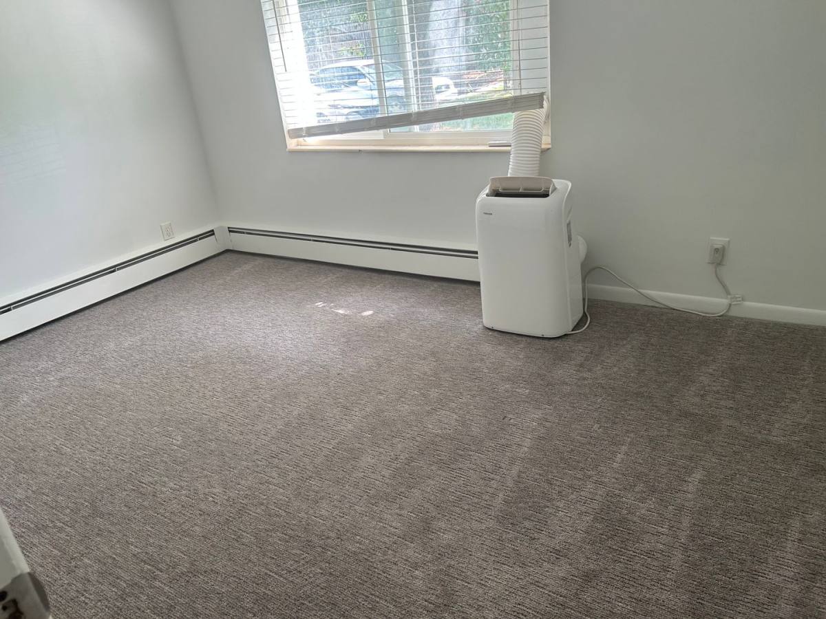 Apartment for rent at 4109 S Highland Dr, Salt Lake City, UT 84124