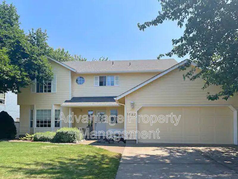House for rent at 1622 SW Country Club Place, Corvallis, OR 97333