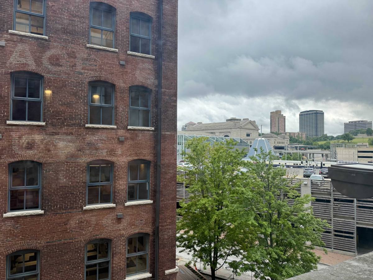 Apartment for rent at 380 W 22nd St #303, Kansas City, MO 64108
