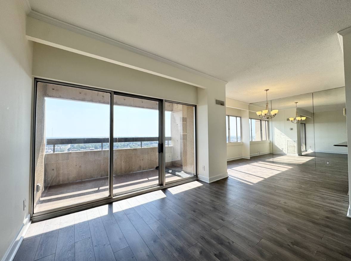 Condo for rent at 2510 Grand Blvd #2803, Kansas City, MO 64108
