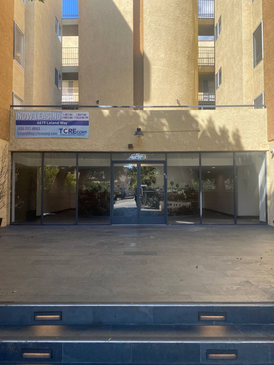 Apartment for rent at 6619 Leland Way, Los Angeles, CA 90028