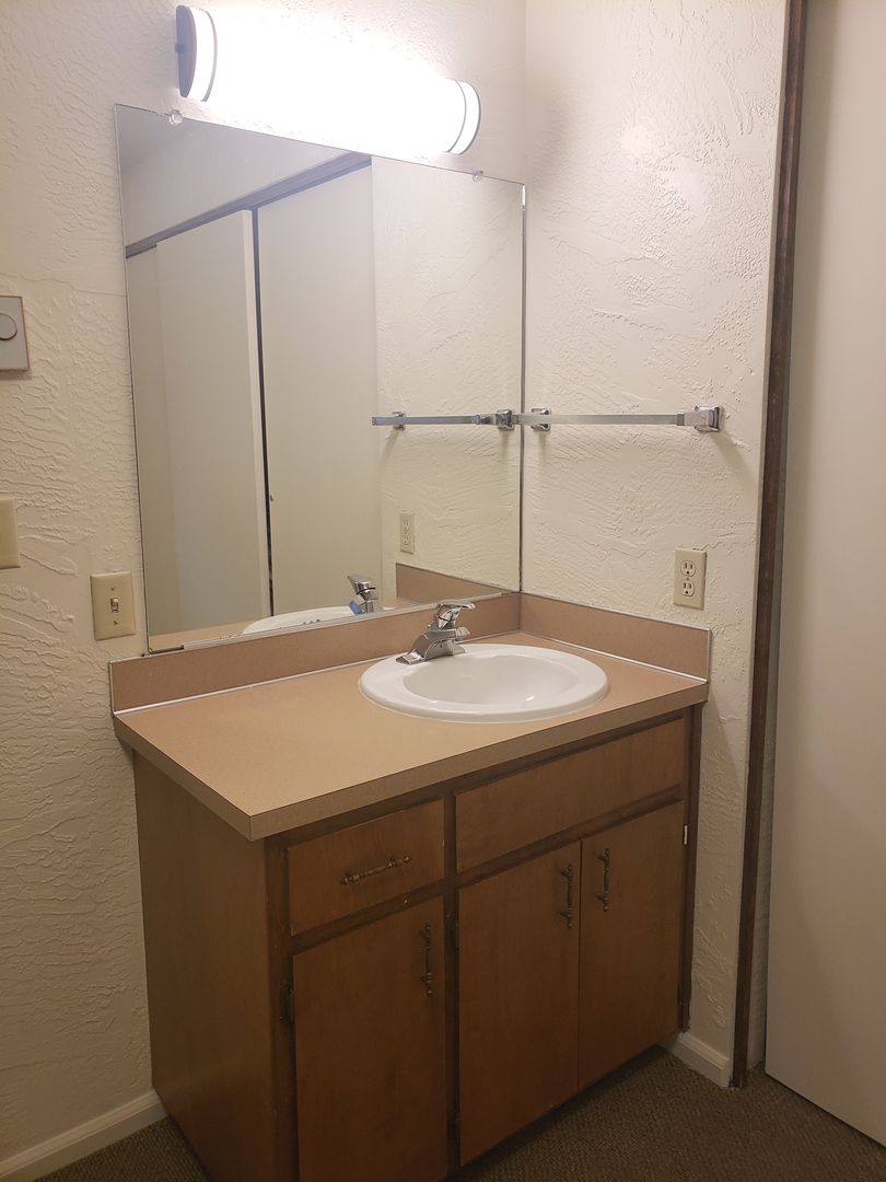 Apartment for rent at 1290 E 18th Ave, Eugene, OR 97403