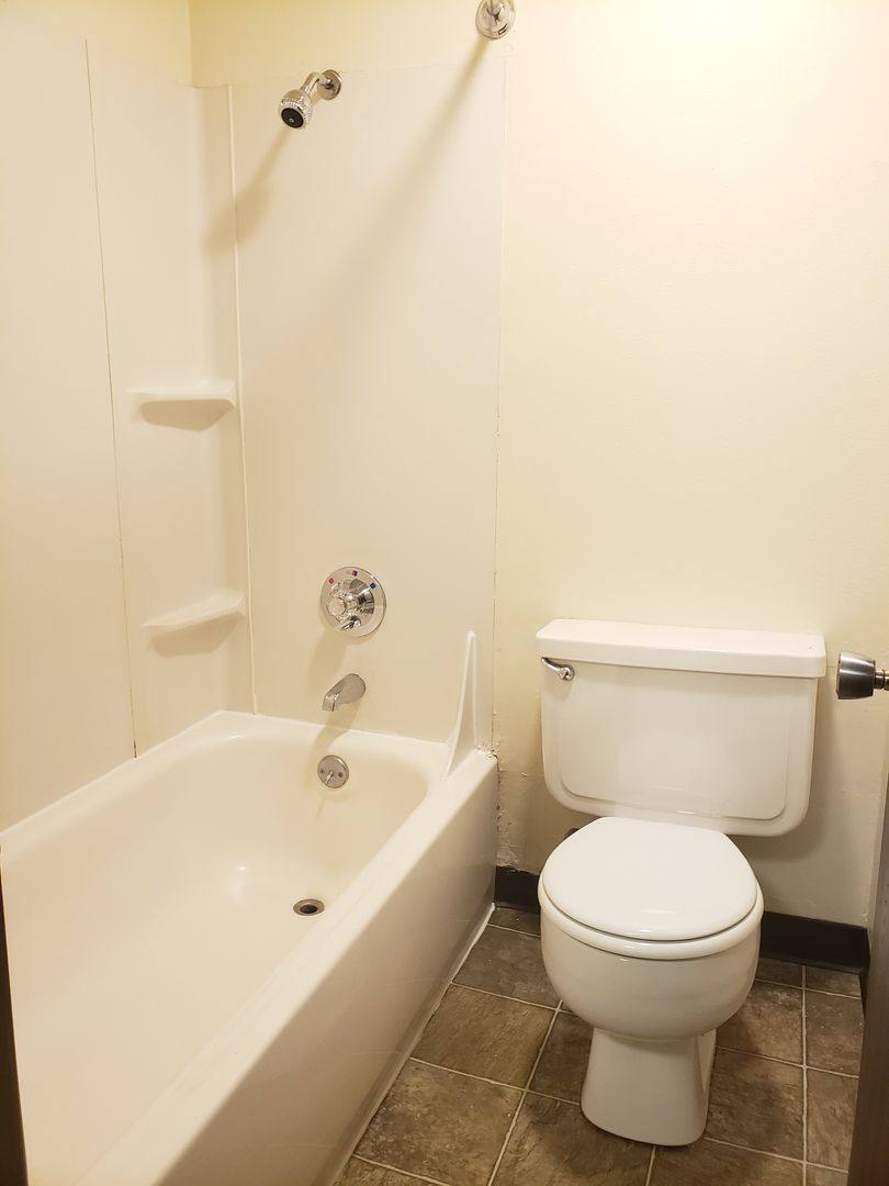 Apartment for rent at 1290 E 18th Ave, Eugene, OR 97403