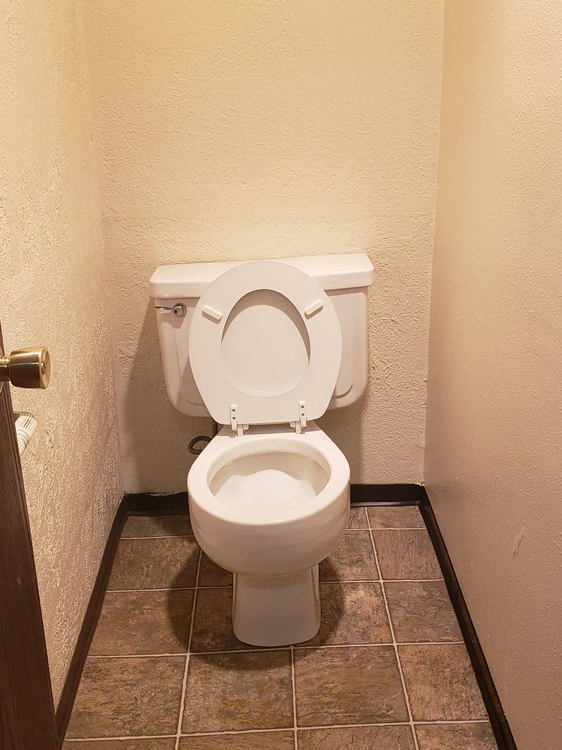 Apartment for rent at 1290 E 18th Ave, Eugene, OR 97403