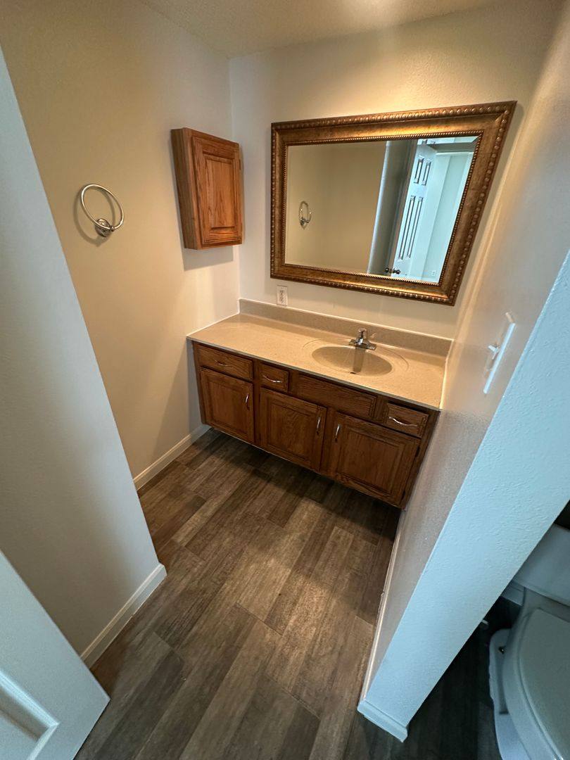 235 Ward Parkway, Kansas City, MO 64112 - Apartment For Rent - Image 5