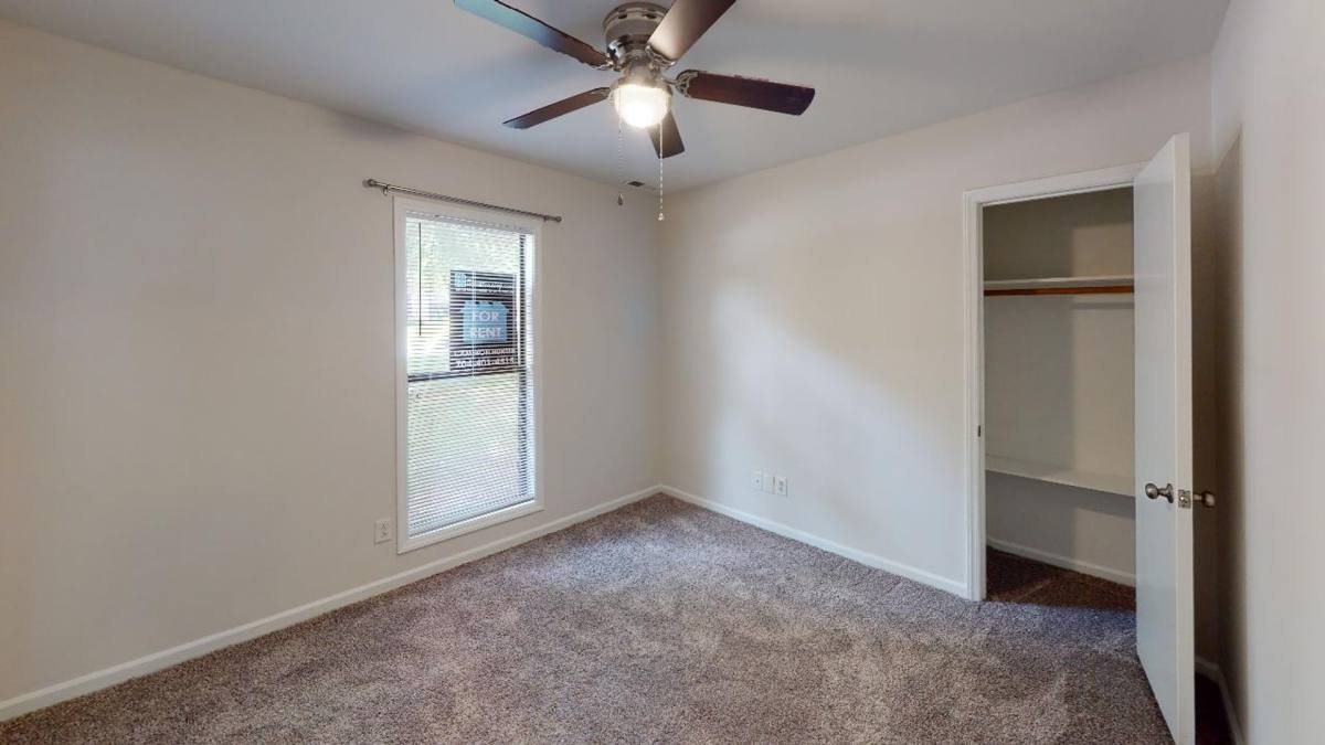 House for rent at 5921 Falstaff Dr, Charlotte, NC 28227