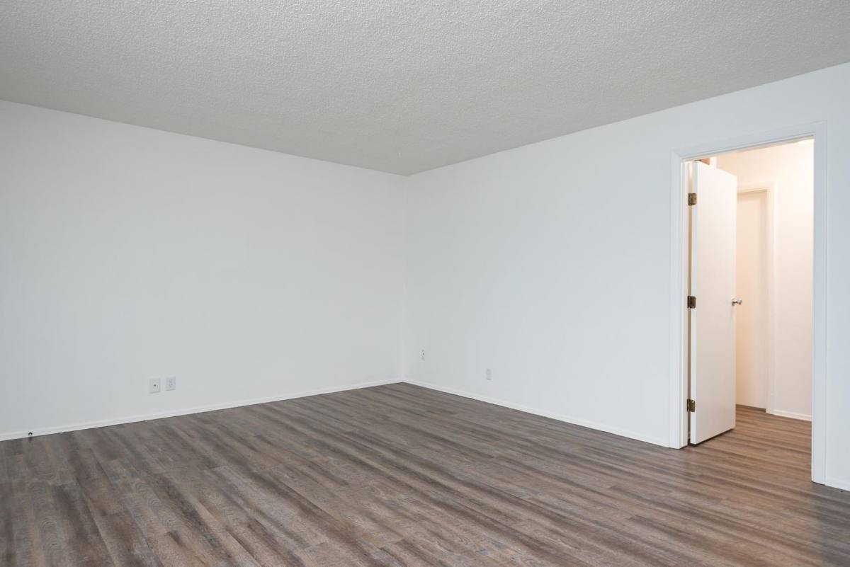 Apartment for rent at 3021 NE Glisan, Portland, OR 97232