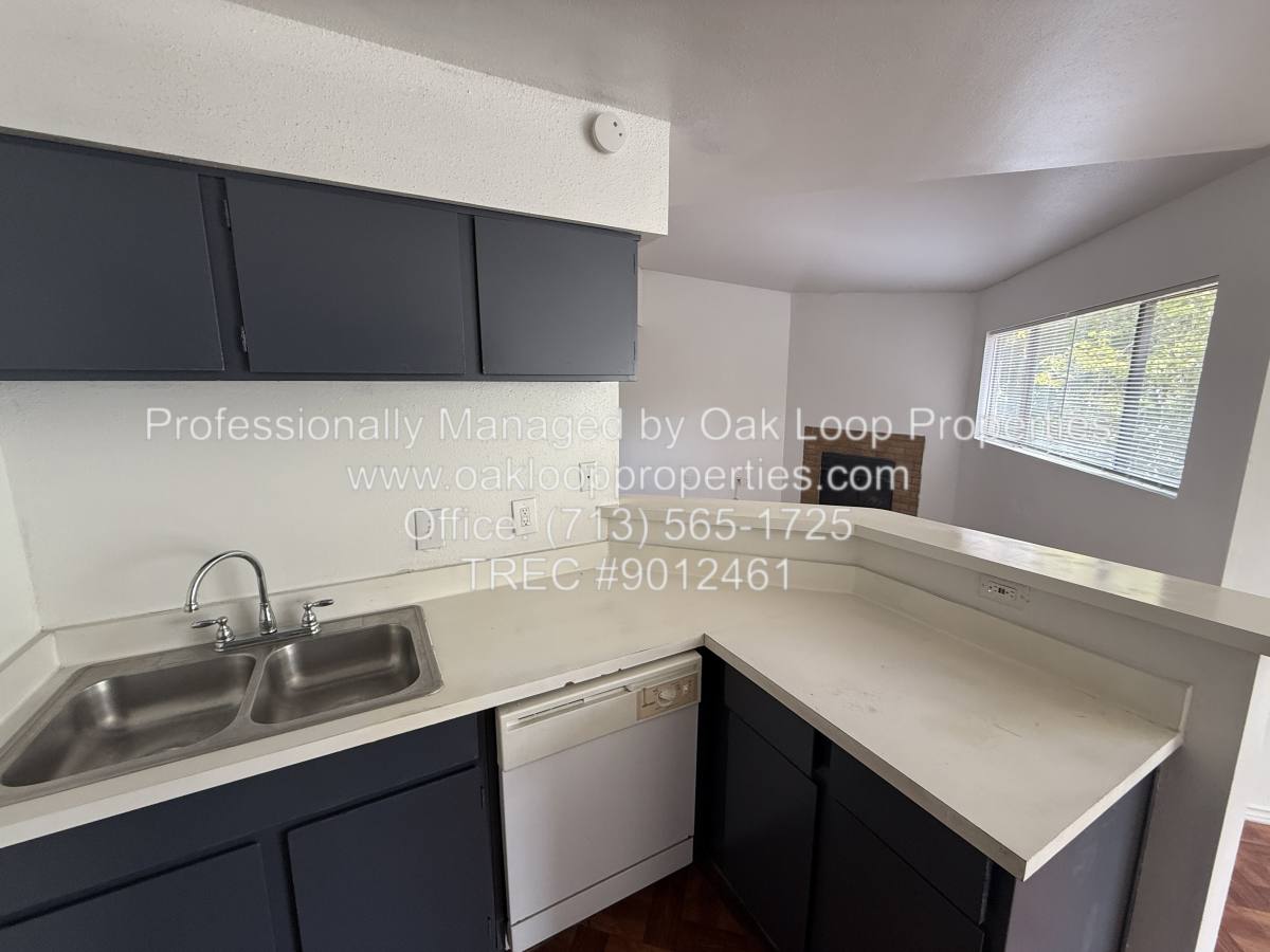 Condo for rent at 7200 W Tc Jester Blvd #2604, Houston, TX 77088