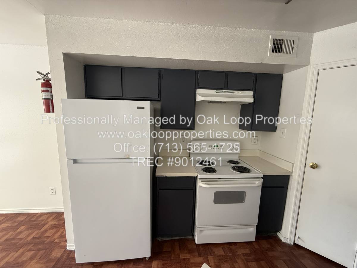 Condo for rent at 7200 W Tc Jester Blvd #2604, Houston, TX 77088