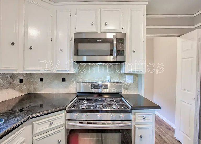 House for rent at 810 Charles Rd, Houston, TX 77076