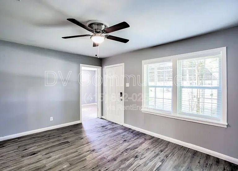 House for rent at 810 Charles Rd, Houston, TX 77076