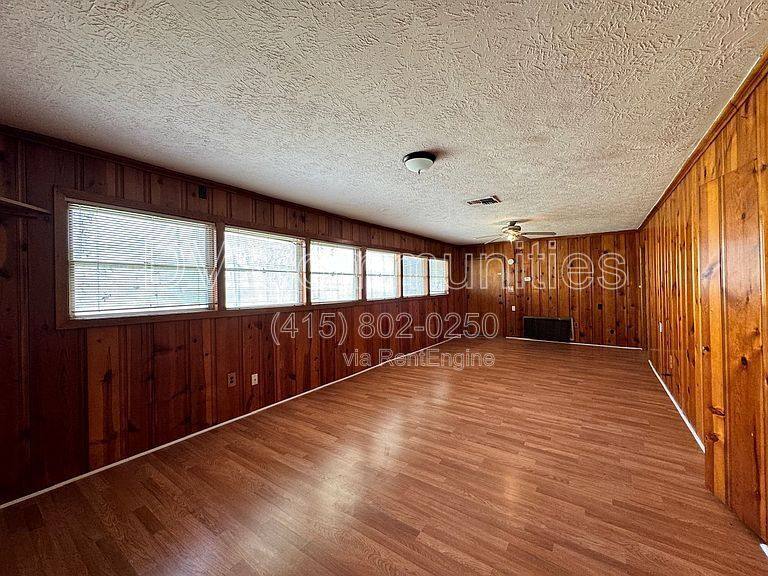 House for rent at 817 Westmont Dr, Houston, TX 77015