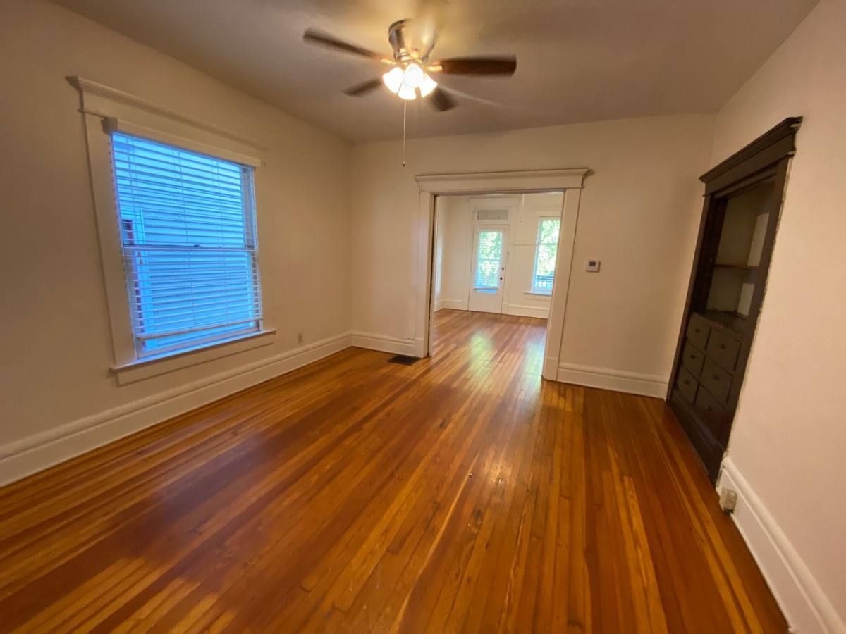Apartment for rent at 49 W Blake Ave, Columbus, OH 43201
