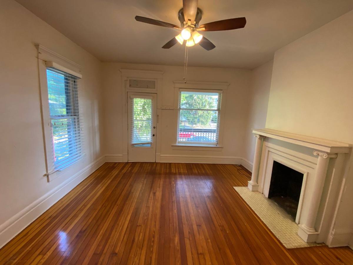 Apartment for rent at 49 W Blake Ave, Columbus, OH 43201
