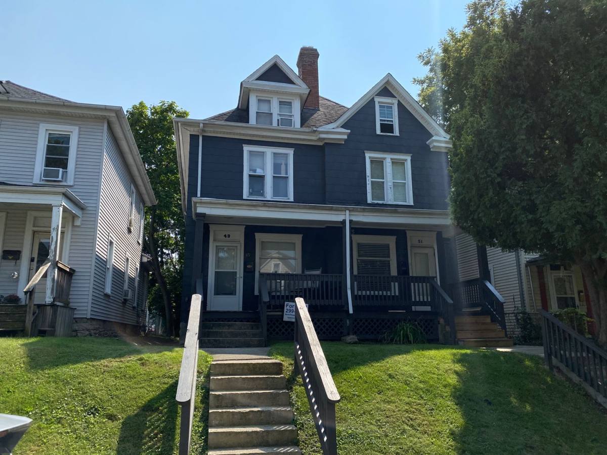 Apartment for rent at 49 W Blake Ave, Columbus, OH 43201